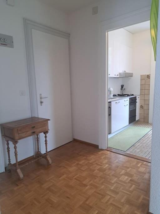 Appartamento Comfortable 1 Bd Apt Peseux Esterno foto